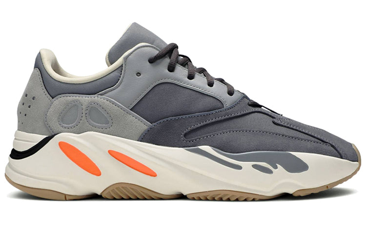 adidas Yeezy Boost 700
