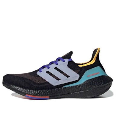 adidas UltraBoost 21